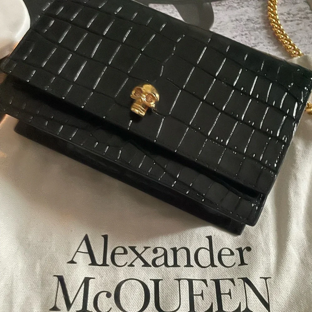 [SOLD] Authentic Alexander McQueen croc leather crossbody - Picture 6 of 7